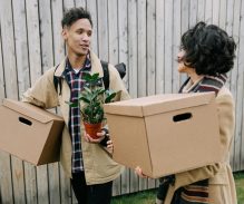 pexels-ivan-samkov-8962221