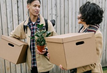 pexels-ivan-samkov-8962221